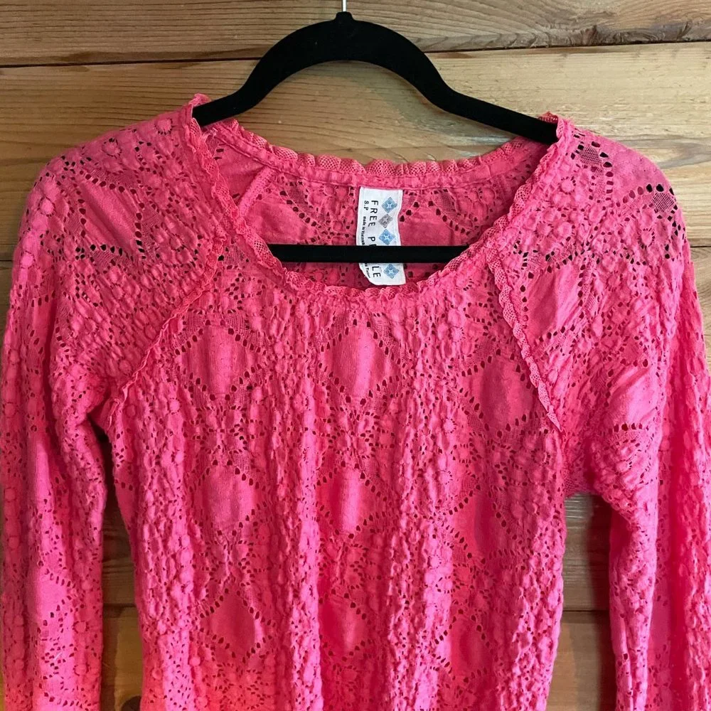 FREE PEOPLE PINK LACE long sleeve Top Size Small